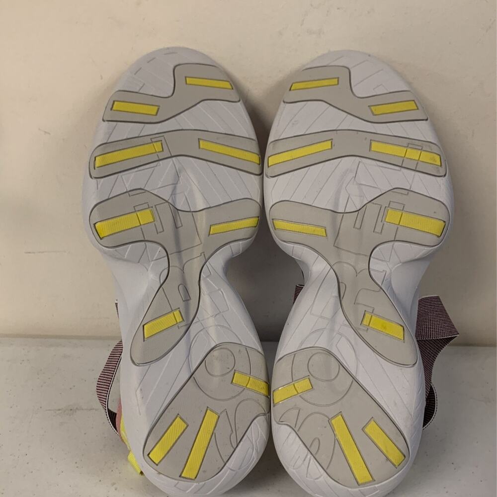 SOREL Women's SIZE 10 Explorer Blitz Multi Strap Sandal, Eraser Pink - Picture 5 of 6